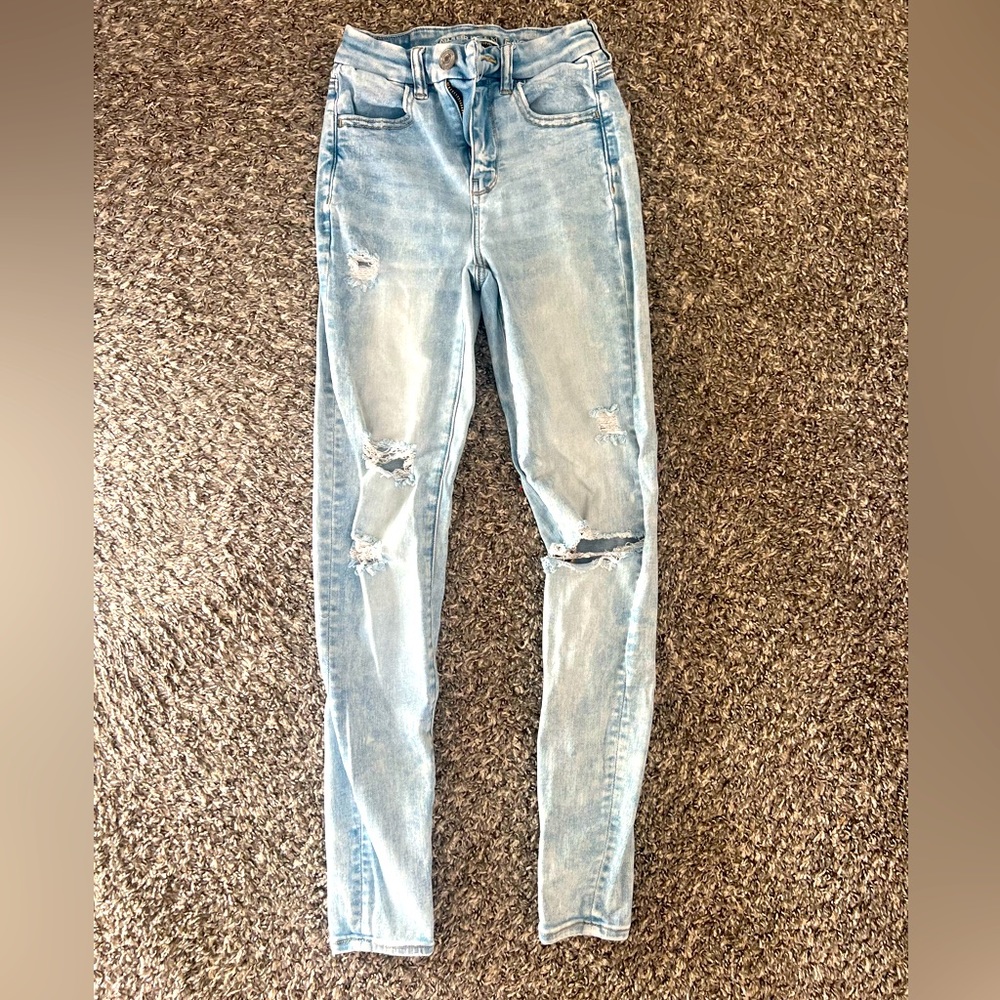 Super comfy AMERICAN EAGLE jeans! Size 00.